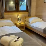 Borskowka Z Balia Z Jacuzzi I Sauna Ferienhaus